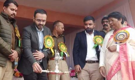 लोहरदगा के भौंरो गांव में शहीद गणपत राय की जयंती पर विकास मेला आयोजित