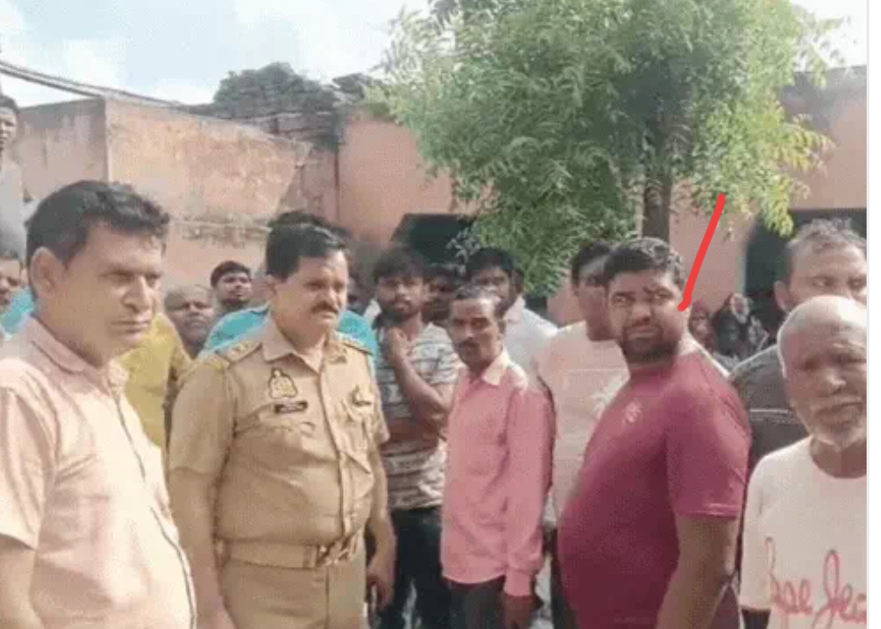 अवैध सम्बन्धों के शक में पत्नी की गला रेतकर हत्या, पति फरार