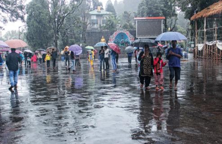 पश्चिम बंगाल में आज छाए रहेंगे बादल, कई जिलों में बारिश की संभावना