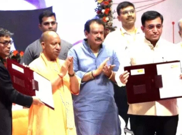 मुख्यमंत्री योगी ने शुरू की शिक्षक कैशलेस चिकित्सा योजना, प्रदेश के उच्च शिक्षा के 1.28 लाख शिक्षकों सहित 10 लाख को मिलेगी सुविधा