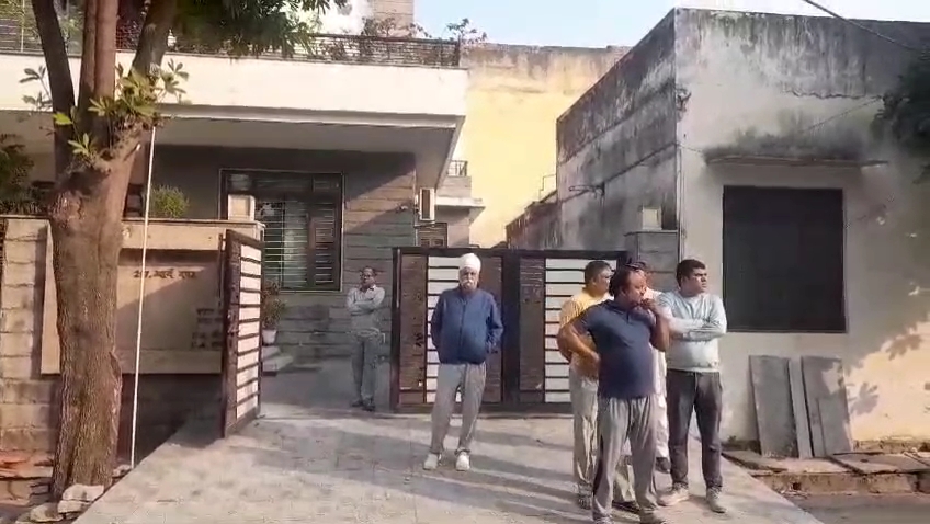 बुजुर्ग दम्पति को बंधक बनाकर कैश और आभूषण लुटे