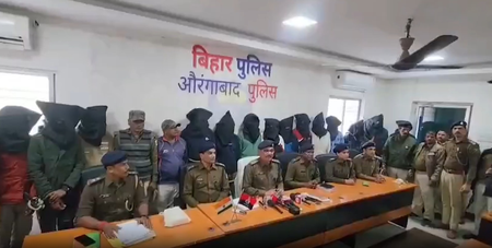 बिहार: रेलवे की संपत्ति चोरी करने वाले कुख्यात टार्जन-रमेश गिरोह के 15 चोर गिरफ्तार
