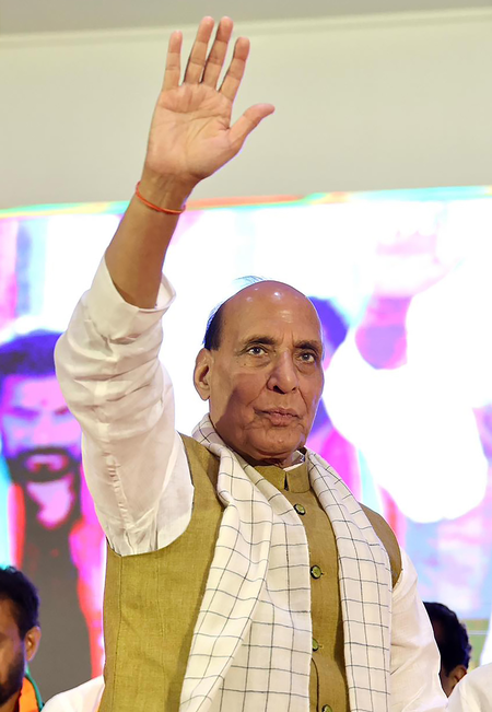 लखनऊ में राजनाथ सिंह तीन दिवसीय दौरे पर, खेल महाकुंभ का करेंगे उद्घाटन
