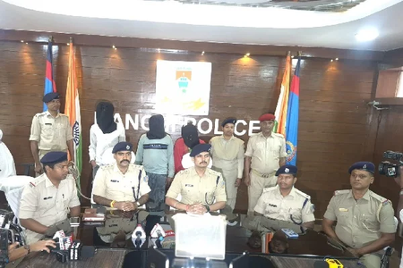 रांची में युवक की हत्या के मामले का खुलासा, पति-पत्नी सहित तीन गिरफ्तार