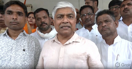फीस बढ़ोतरी पर गरमाई सियासत, राजेंद्र पाल गौतम ने सरकार को घेरा