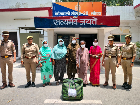 6 किलो से अधिक गांजे के साथ नोएडा में 5 महिलाएं गिरफ्तार