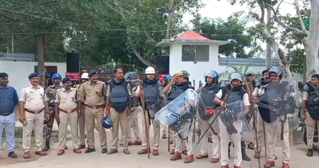 'बिहार बंद' का असर, कई जिलों में चक्का जाम; पटना सहित पूरे राज्य में हाई अलर्ट