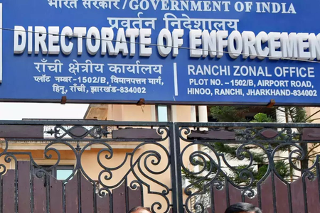 कोयला कारोबारियों पर ईडी का शिकंजा, धनबाद में 25 ठिकानों पर छापेमारी