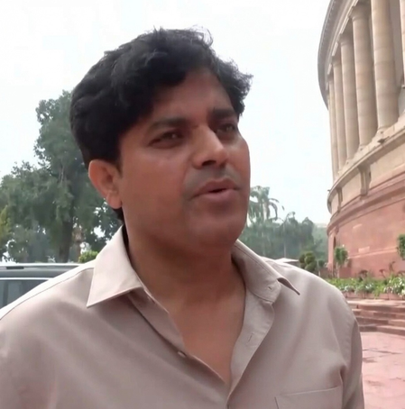 इमरान प्रतापगढ़ी बोले- छात्रों पर पुलिस कार्रवाई की होगी जांच, सरकार पर लगाए गंभीर आरोप
