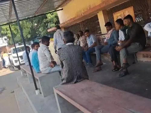 पैसों के विवाद में छोटे भाई ने कुल्हाड़ी से किया बड़े भाई का कत्ल