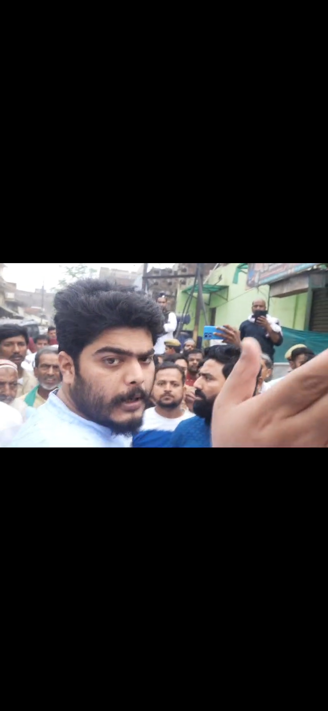 मुख्तार के जनाजे में शामिल होने गाजीपुर पहुंचा शहाबुद्दीन का बेटा ओसामा