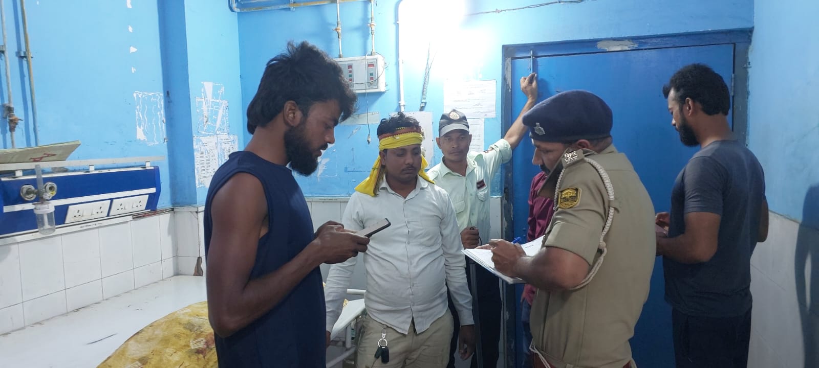 बहन के साथ सोई युवती की गोली मारकर ह्त्या