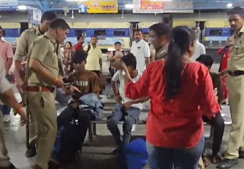 मप्र के उज्जैन-नागदा स्टेशन पर ट्रेन से अहमदाबाद ले जाए जा रहे 26 बच्चों का रेस्क्यू, तस्करी की आशंका