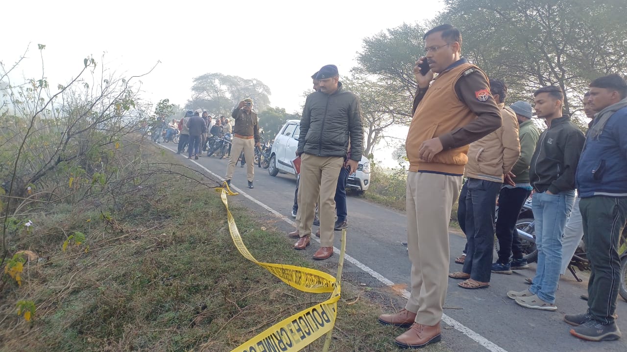 परीक्षा देने गई छात्रा का सड़क किनारे मिला शव, हत्या की आशंका