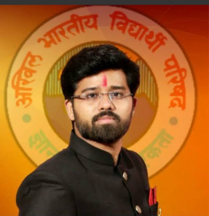 अनियमितताओं के विरोध में अभाविप सड़कों पर, परीक्षा-भर्ती मुद्दे पर बढ़ाया आंदोलन