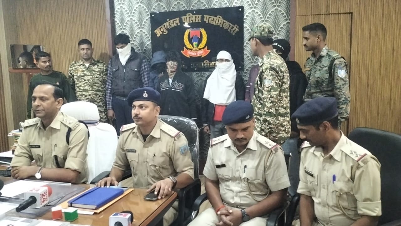 डॉक्टर से 10 लाख की रंगदारी मांगने वाले छह अपराधी गिरफ्तार