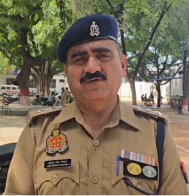 ड्रोन उड़ाने के आरोप में युवक को पीटने वालों पर मुकदमा दर्ज