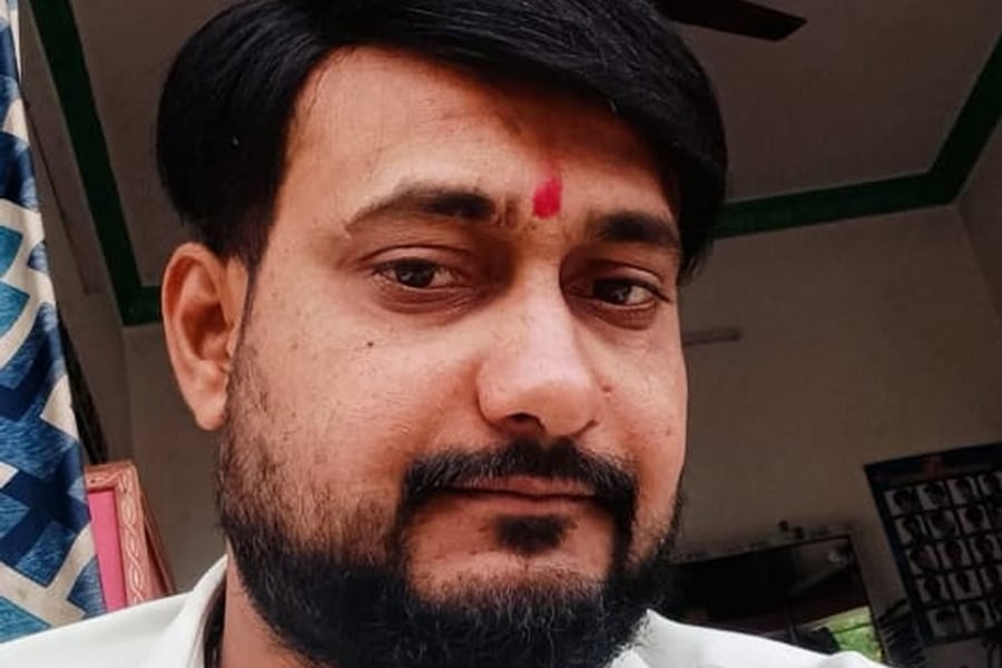 प्रधानमंत्री आवास योजना का झांसा देकर महिला से दुष्कर्म की कोशिश, भाजपा पंचायत सदस्य गिरफ्तार