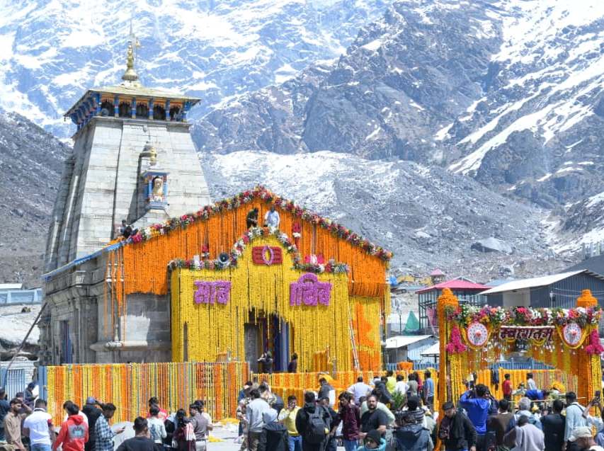 केदारनाथ धाम में सरकारी सम्पत्ति को क्षति पहुंचाने वालाें के खिलाफ केस दर्ज