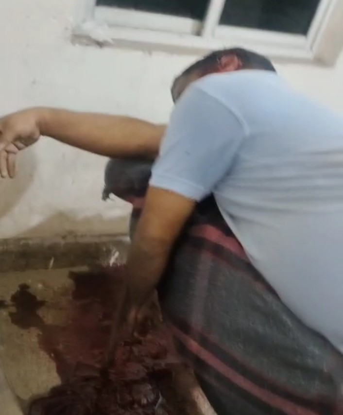 ड्यूटी से कम पैसे देने पर भड़का सिक्योरिटी गार्ड, कुल्हाड़ी से कर दी हत्या