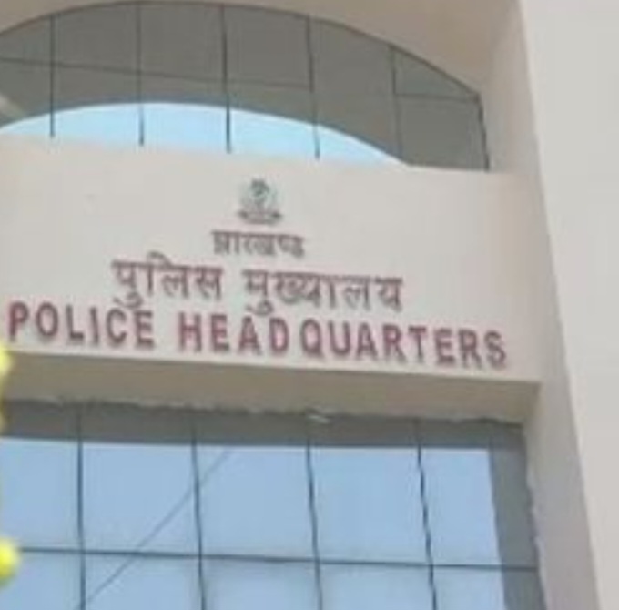 बिना सूचना मुख्यालय छोड़ने पर जैप-आइआरबी के पांच कमांडेंट से जवाब तलब