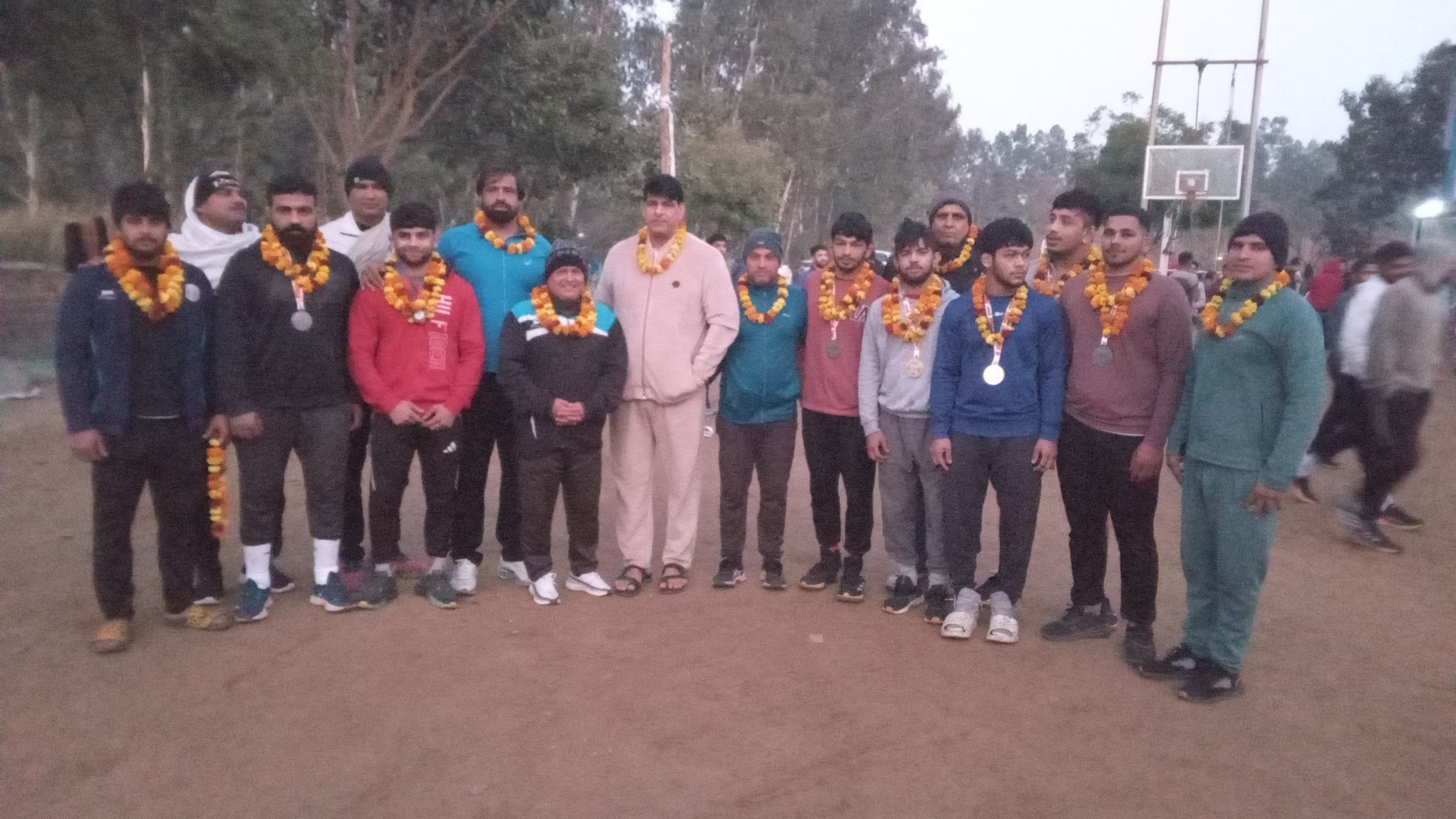 झज्जर : ऑल इंडिया यूनिवर्सिटी गेम्स में जीत कर लौटे पहलवान का अभिनंदन