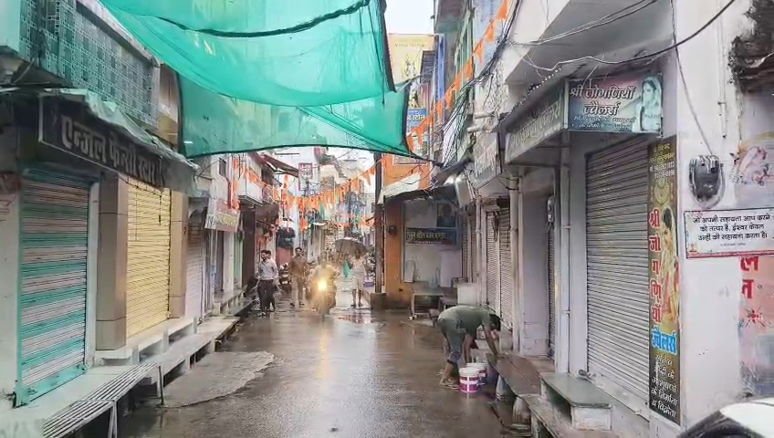 जहाजपुर में युवक की मौत के बाद तनाव, बाजार बंद, जल विहार का बेवाण कार्यक्रम स्थगित