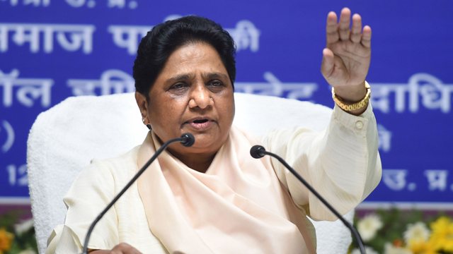 पेपर लीक विवाद: मायावती ने व्यापक सुधार की जरूरत पर दिया जोर