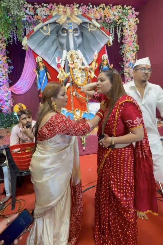 गणेश पूजा समारोह में नजर आईं नाजिया इलाही खान, दमदम में कार्यक्रम में हुईं शामिल