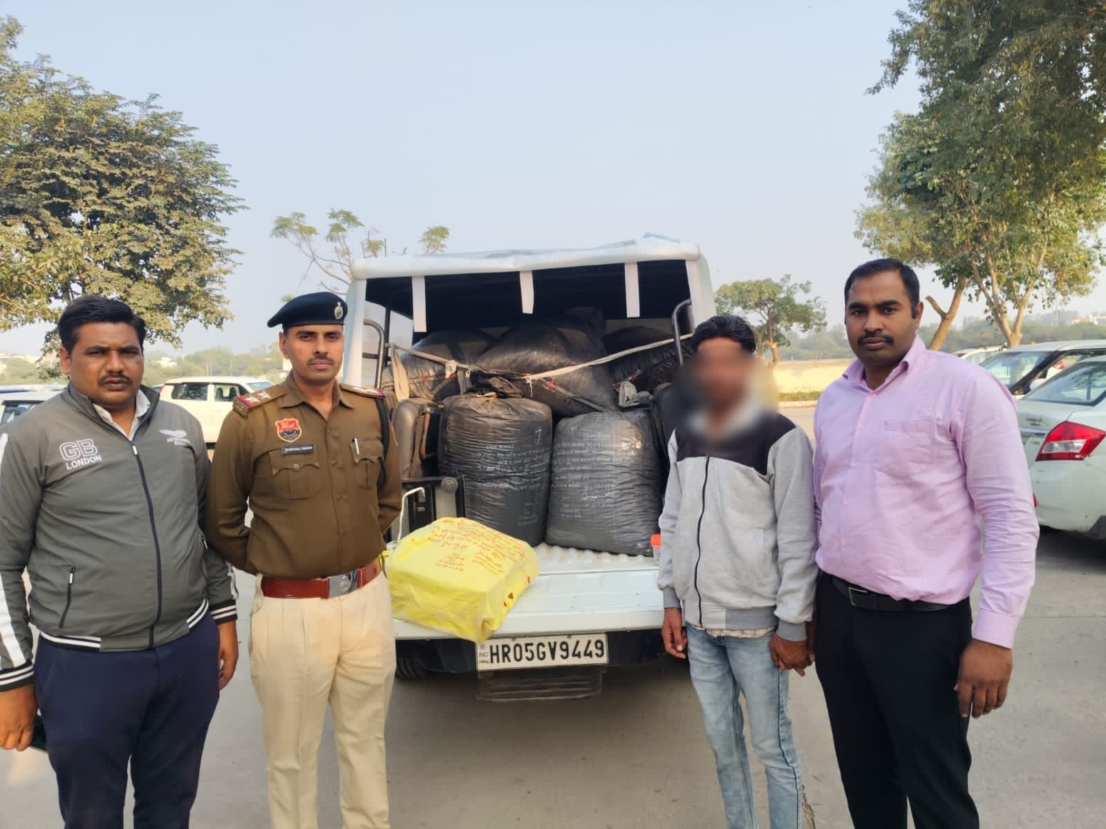 राज्य नारकोटिक्स कंट्रोल ब्यूरो ने कार्रवाई कर खेत से बरामद किया भारी मात्रा में डोडा पोस्त