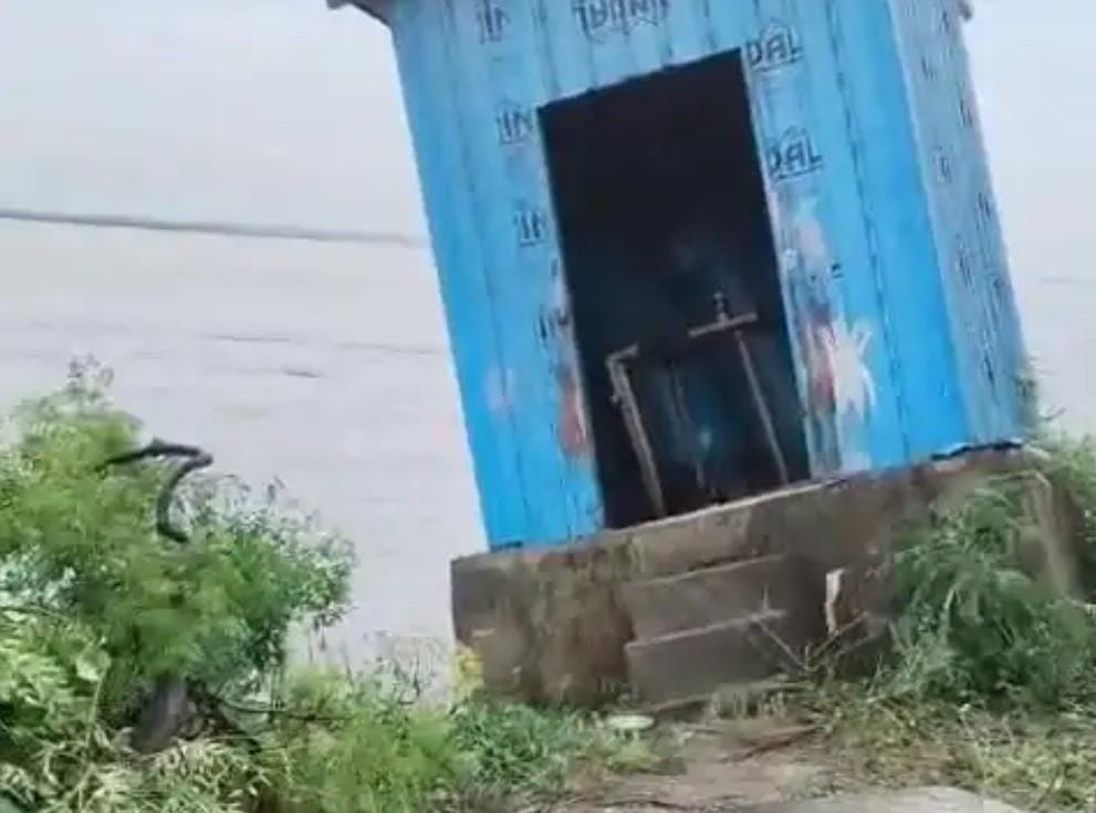 कटाव का कहर: पचगछिया में जलमीनार नदी में समाई, 15 घर बहे