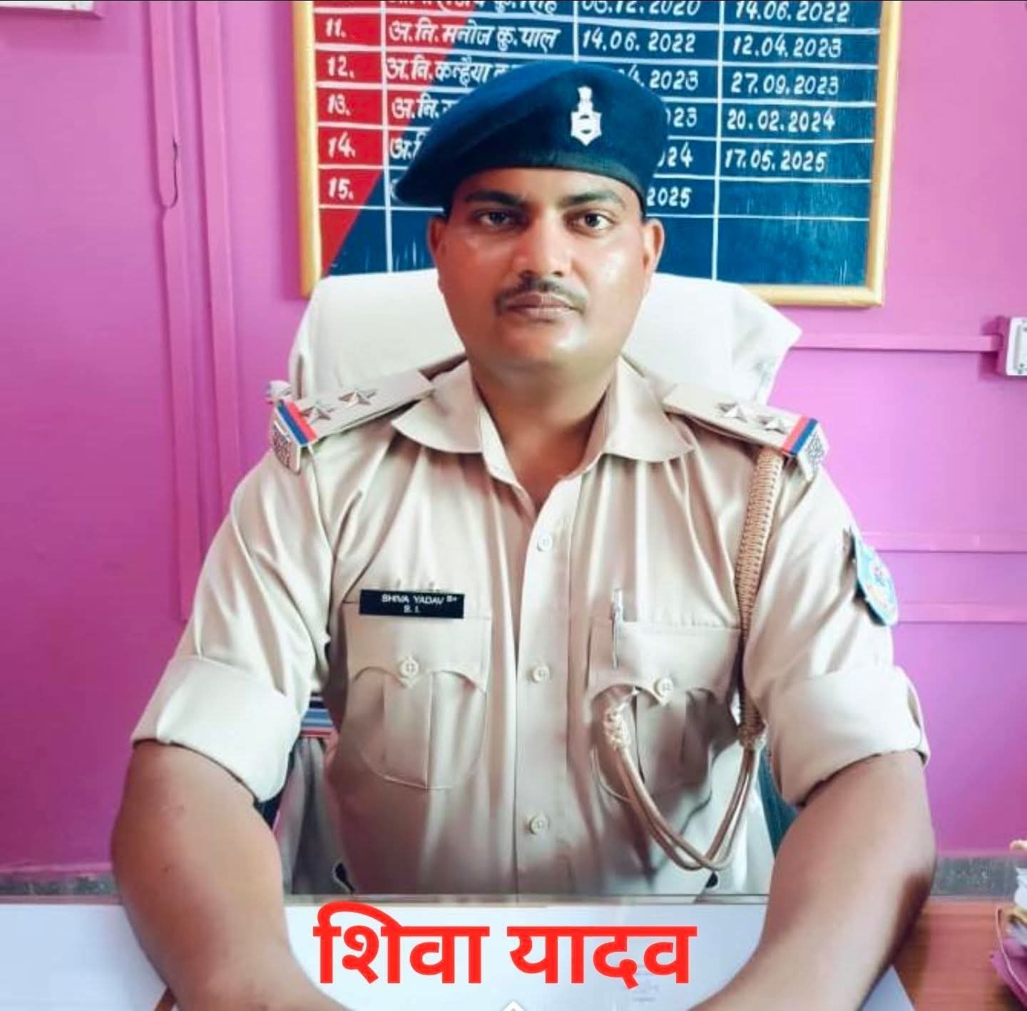 वायरल वीडियो के बाद एसपी ने की कार्रवाई,गिद्धौर थाना प्रभारी शिवा यादव सहित तीन पुलिसकर्मी निलंबित
