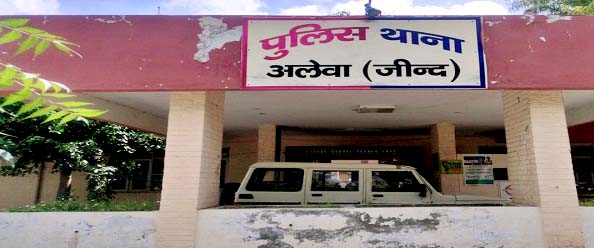 जींद : नेशनल हाइवे पर अनियंत्रित कार ग्रिल से टकराई, एक की मौत, दो घायल