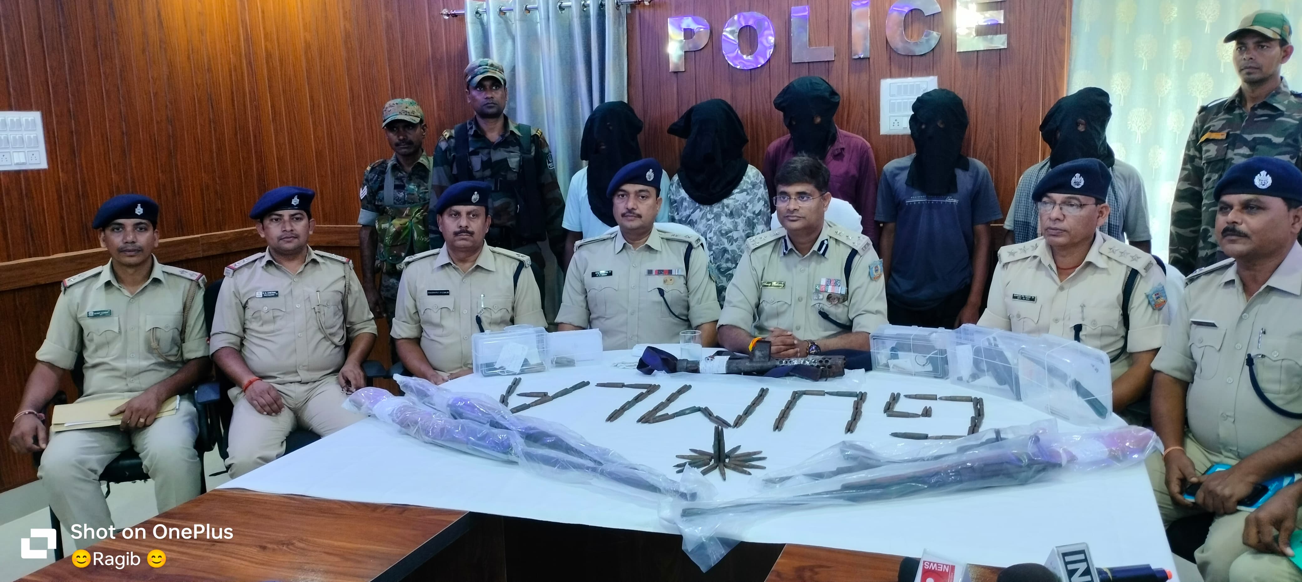 17 पुलिसकर्मियों की हत्या में शामिल हार्डकोर नक्सली रंथु उरांव सहित पांच गिरफ्तार