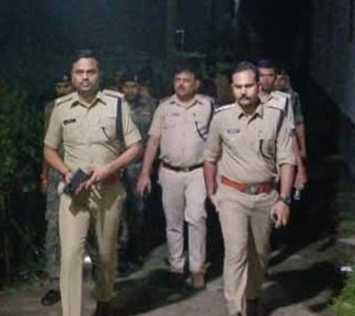 युवक की गोली मारकर हत्या, मंदिर से निकलने के बाद बांसबाड़ी में मिला शव
