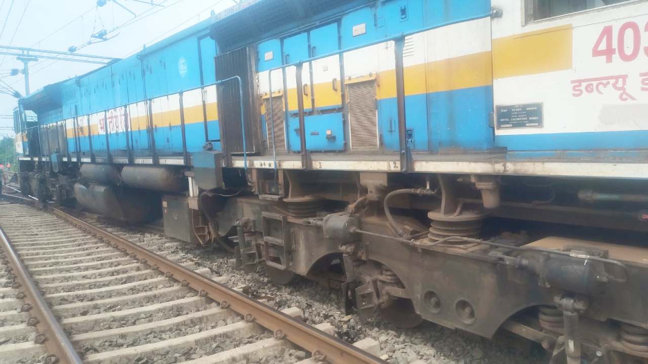 भद्रेश्वर के पास रेल इंजन पटरी से उतरा, हावड़ा-बर्दवान मेन लाइन पर ट्रेन सेवाएं प्रभावित