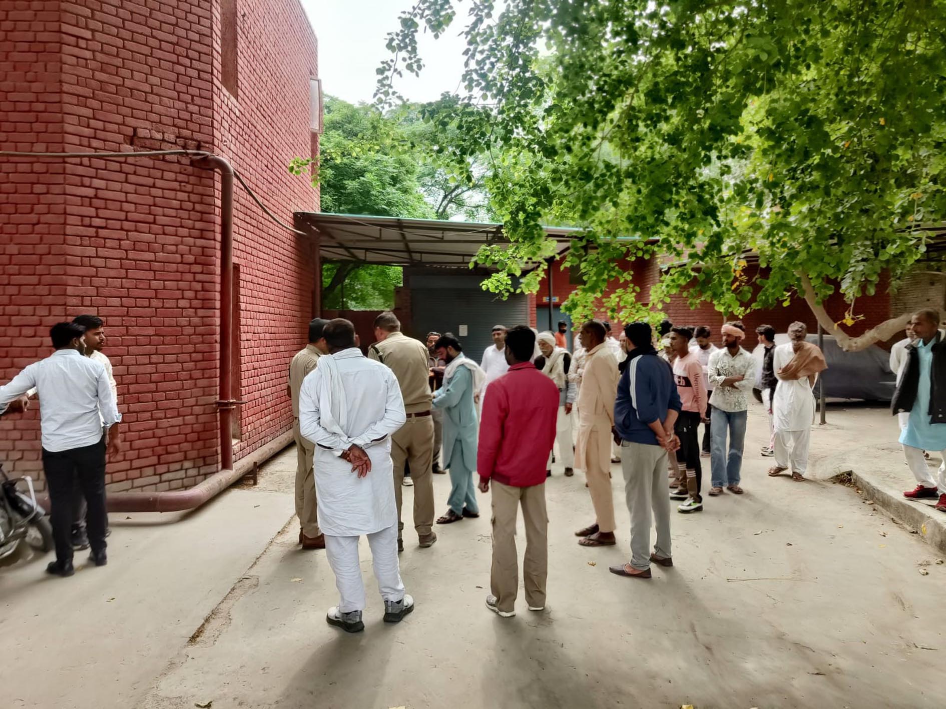 फतेहाबाद में नहर किनारे बेसुध मिले हलवाई की मौत