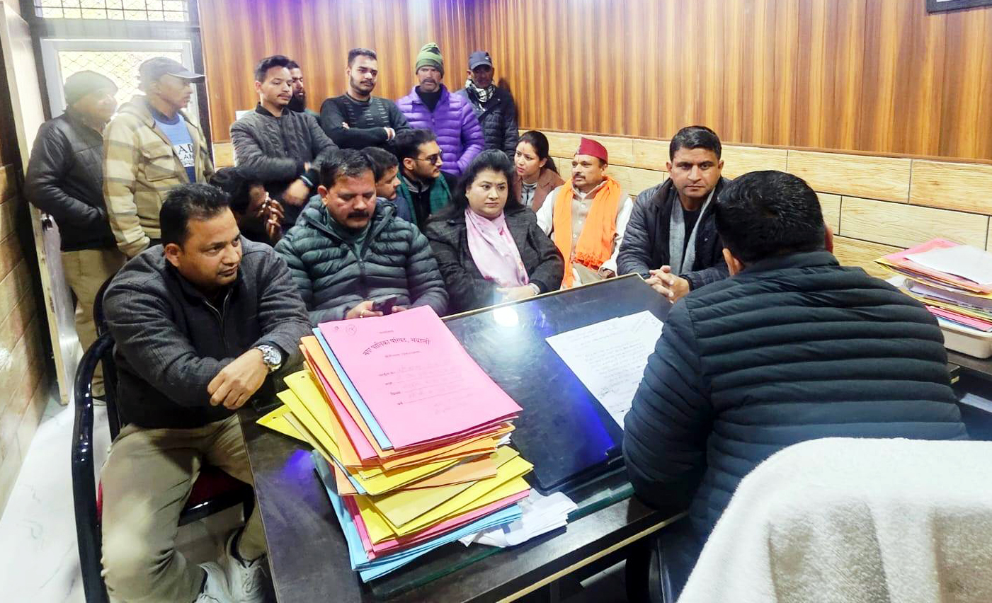 भवाली में नाबालिग से दुष्कर्म मामले पर भाजपा का प्रदर्शन