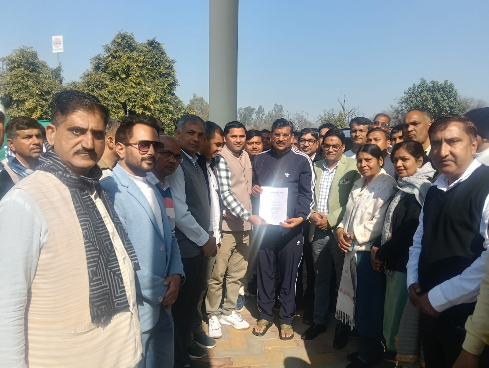जींद : पुरानी पेंशन बहाली संघर्ष समिति ने कैबिनेट मंत्री को सौंपा ज्ञापन