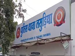 इंदौर में कार के अंदर पुजारी का शव मिलने से सनसनी, सिर में गोली का घाव, मौके से पिस्टल बरामद