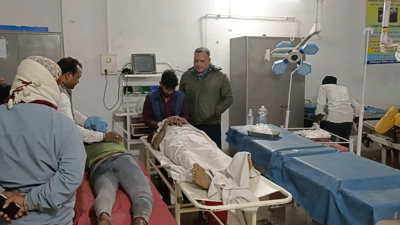 कोडरमा में दो अलग-अलग सड़क हादसे में दो युवकों की मौत, पांच लोग घायल