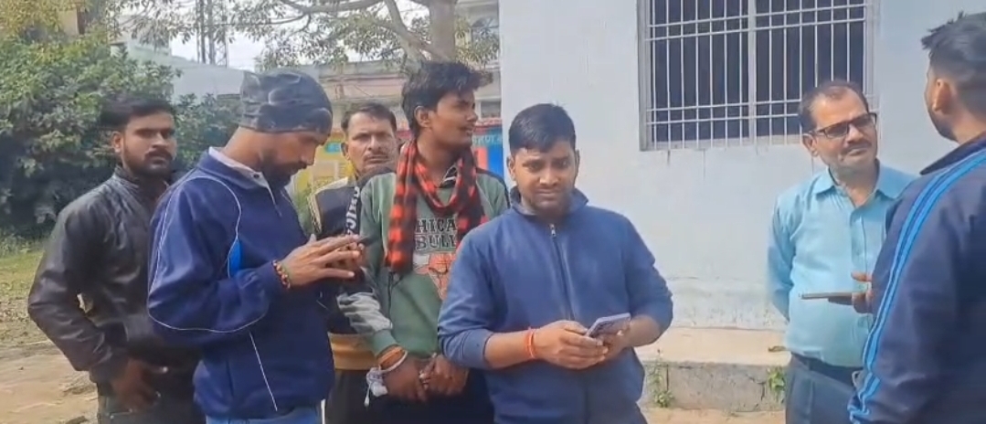 भूमि विवाद में वृद्ध के घर में घुस गोली मार हत्या