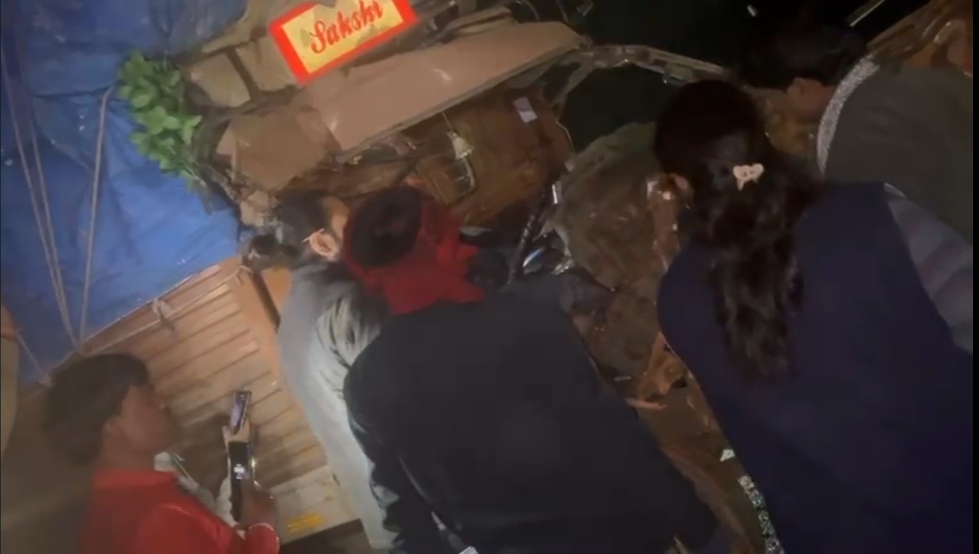 जबलपुर: दो ट्रकों की आमने सामने भीषण भिड़ंत, एक की मौत