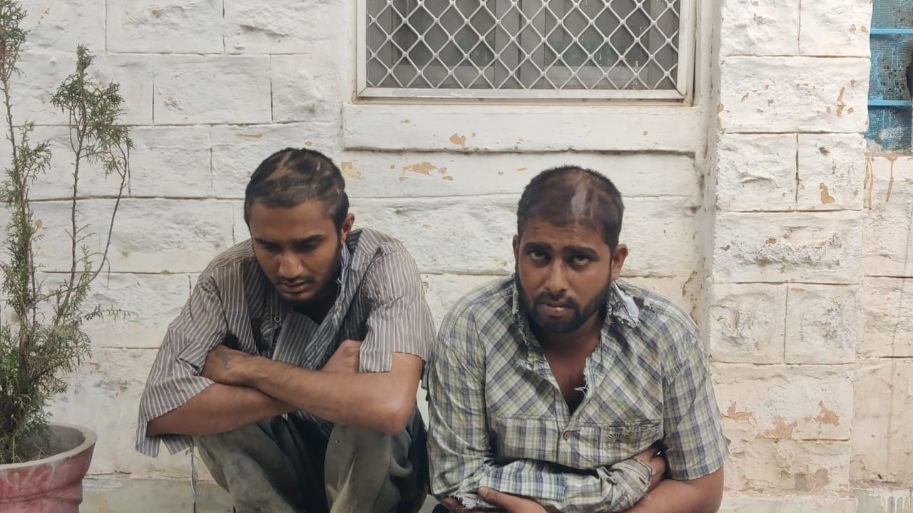 पुलिस से बचने के लिए खुद को भिखारी बनाकर रखा : वांटेड इनामी दो हिस्ट्रीशीटर को पकड़ा