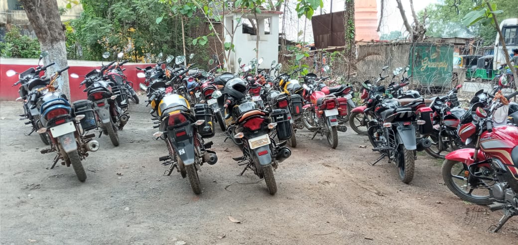 पुलिस कप्तान के निर्देश पर किया गया वाहन जांच