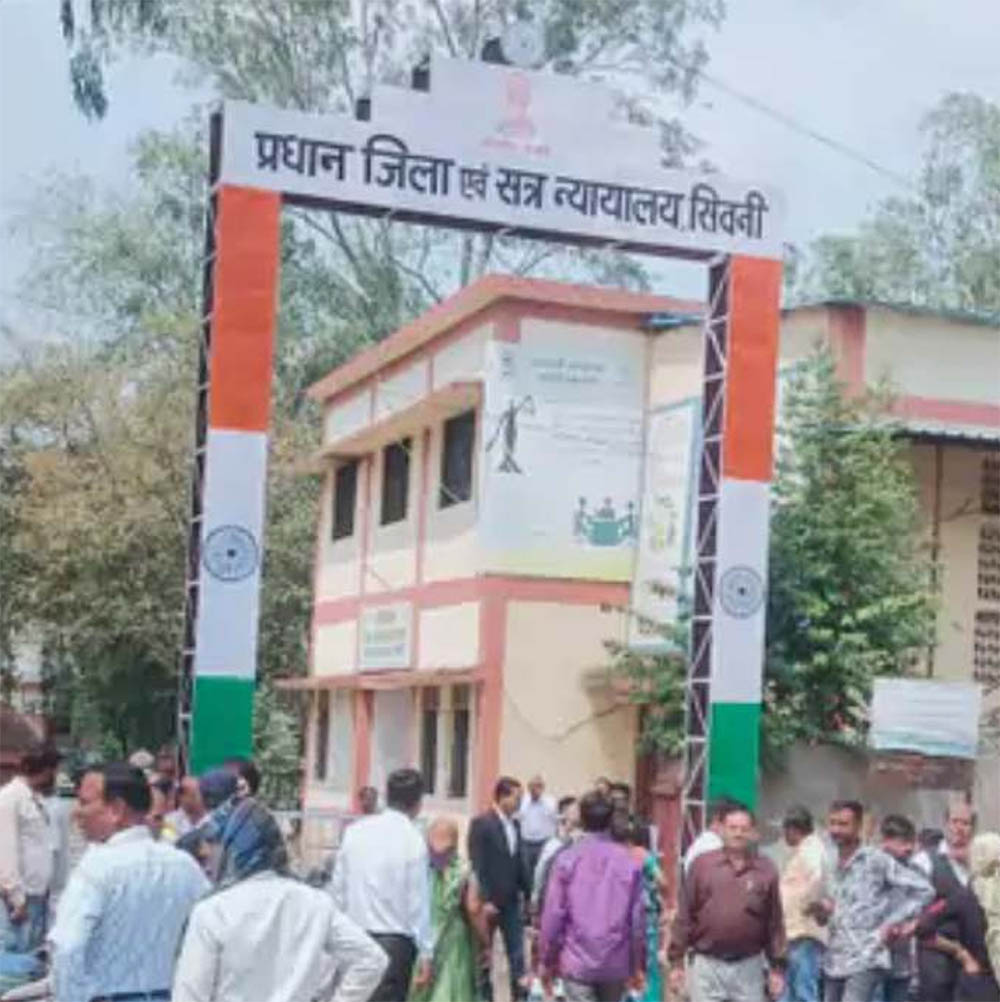 सिवनीः किसान के खेत से 60 बोरी यूरिया चोरी करने वाला आदतन चोर गिरफ्तार