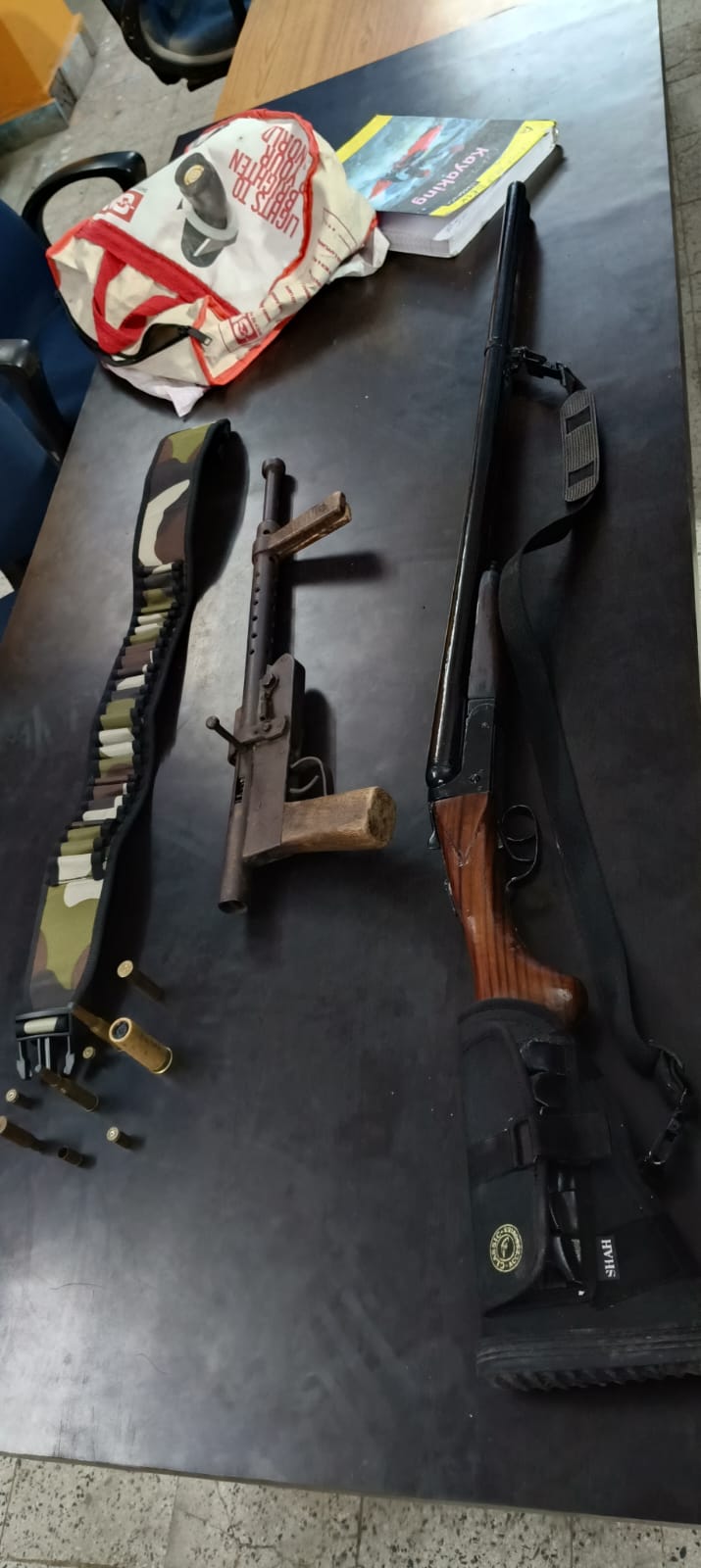 बिहार के गया से हथियार के साथ तस्कर गिरफ्तार