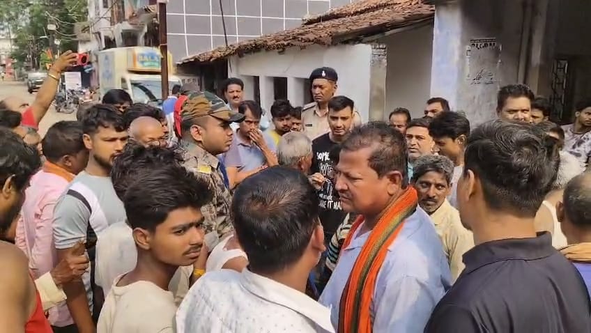 झोलाछाप चिकित्सक के गलत इलाज करने से एक व्यक्ति की मौत